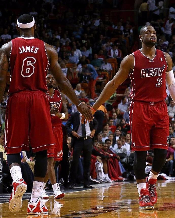 太阳主帅谈裁判报告：比赛已结束改变不了任何结果 我们会向前看（太阳主帅评裁判报告：赛果既定无法改变，我们将继续向前）