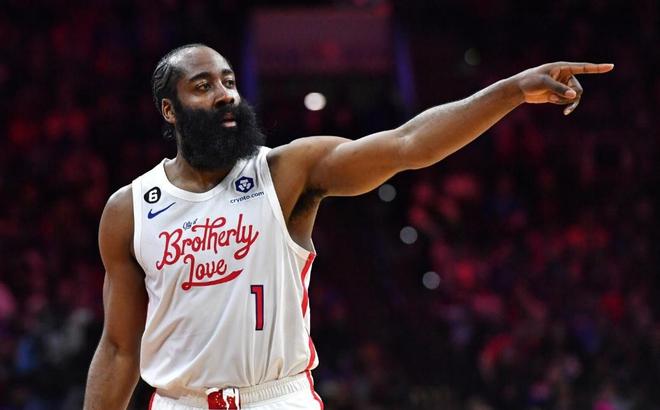 韦尔发挥神勇，单场空砍28分刷新生涯新高，另有19个篮板助威（韦尔神勇28分创生涯新高，携19篮板仍难救主）