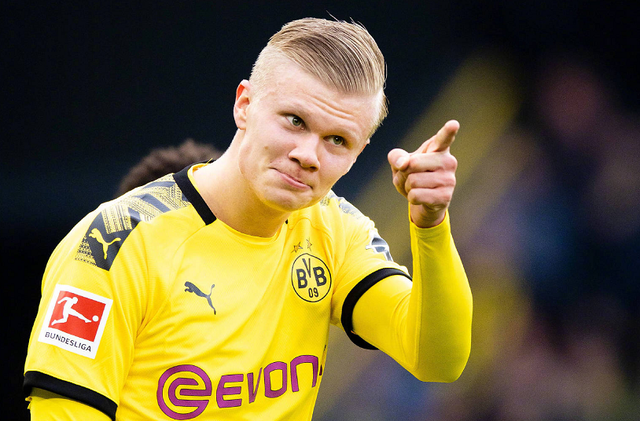 多点开花！约基奇&穆雷&小哈达威半场合砍48分（火力全开！约基奇、穆雷与小哈达威半场合计拿下48分）