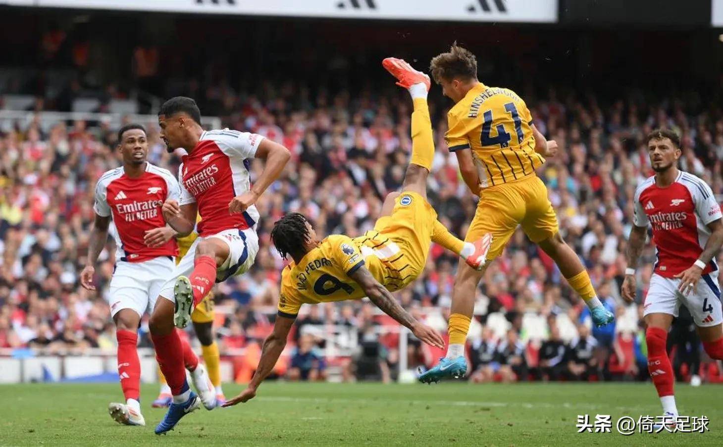 弗拉格砍下35分8篮板，莱昂纳德贡献30分，独行侠客场险胜快船（独行侠客场险胜快船：弗拉格35分8篮板，莱昂纳德砍下30分）