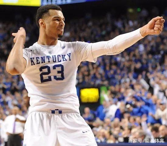 雷霆16连胜期间净胜对手333分 创NBA历史连续16场净胜纪录！（雷霆豪取16连胜累计净胜333分，改写NBA连续16场净胜纪录）