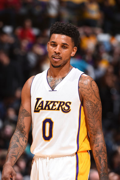 特德斯科：德布劳内能发现其他人发现不了的空当，并传出好球（特德斯科称德布劳内能洞察他人难寻的空当并送出精妙传球）