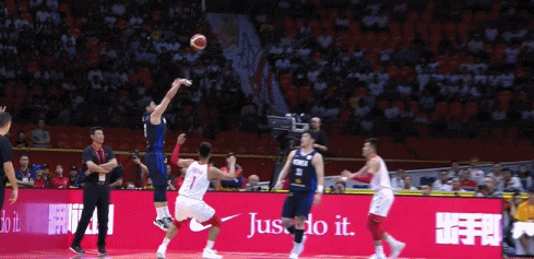 记者：最近放出的B费发言是几周前的采访，当时他在葡萄牙队（记者澄清：近期流传的B费言论源自数周前随葡萄牙队的采访）