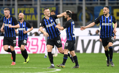 意媒：尤文加入弗罗霍尔特争夺战，与波尔图的良好关系是优势（意媒：尤文竞逐弗罗霍尔特，得益于与波尔图的良好关系）